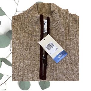 NWT Men’s size M sweater by Dockers